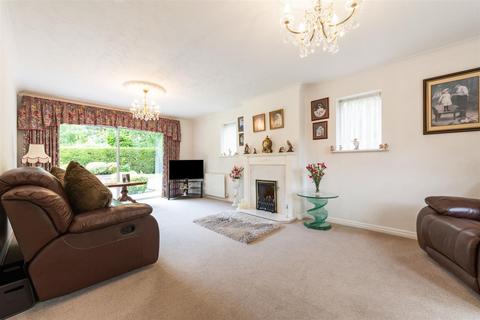 4 bedroom detached bungalow for sale, Queen Eleanors Drive