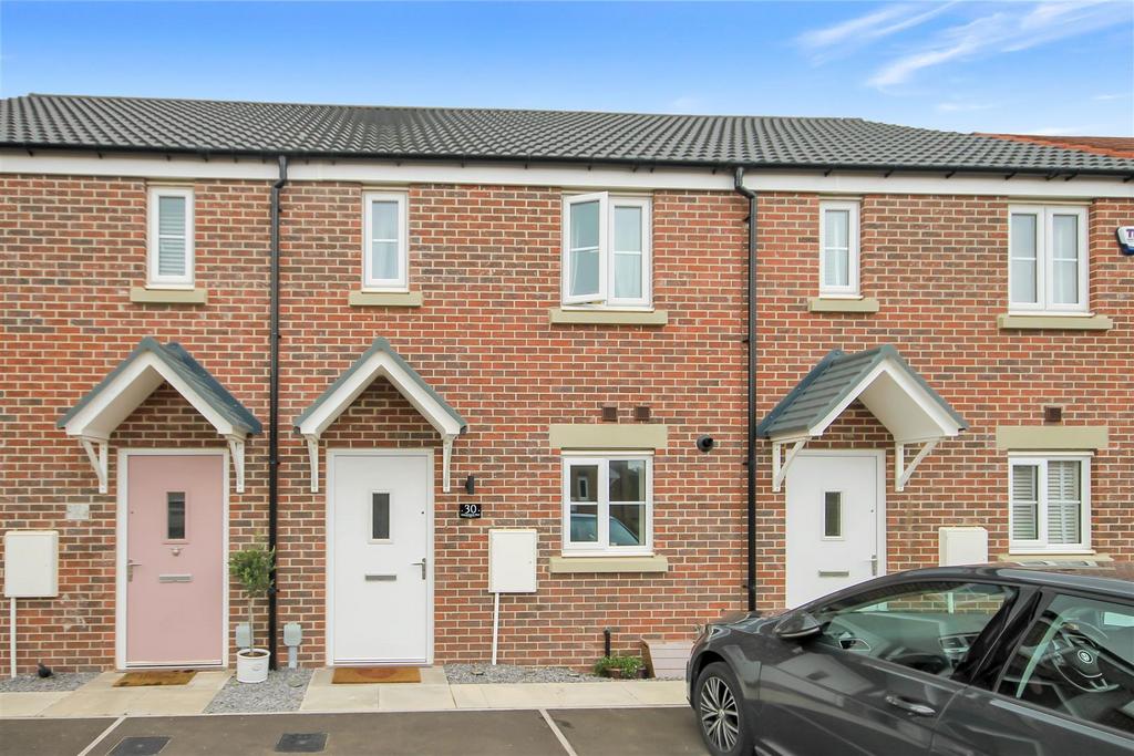 Goldfinch Way, Northallerton DL6 2 bed terraced house £875 pcm (£202 pw)
