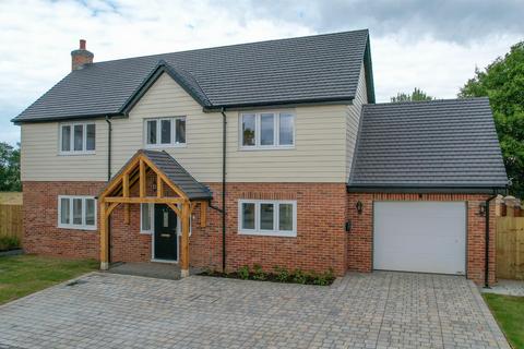4 bedroom detached house for sale, Arrow Bank, Marriage Hill, Bidford-On-Avon, Alcester