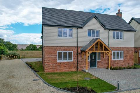 4 bedroom detached house for sale, Arrowbank, Bidford-On-Avon, Alcester