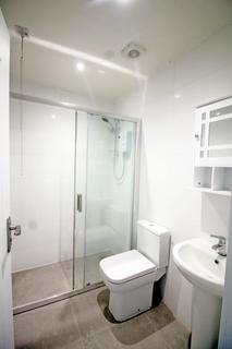 1 bedroom apartment to rent, Bolton Road, Bury BL8