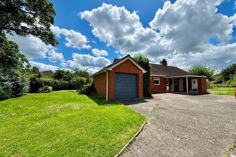 3 bedroom bungalow to rent, North Curry, Taunton