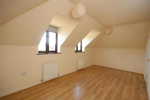 1 bedroom flat to rent, Warley Hill, Brentwood