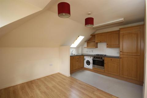 1 bedroom flat to rent, Warley Hill, Brentwood