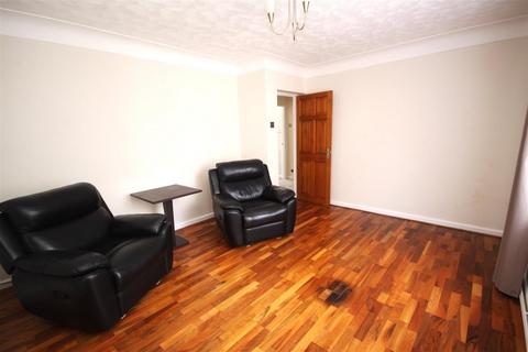 2 bedroom flat to rent, Middlewood Road, Ormskirk L39