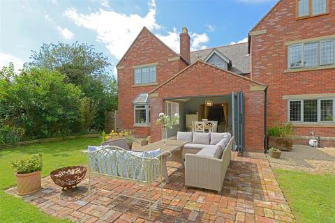 4 bedroom detached house for sale, Station Road, Baschurch, Shrewsbury