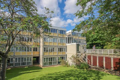 2 bedroom apartment for sale, Cameron Close, Warley, Brentwood