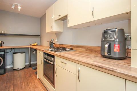 2 bedroom apartment for sale, Cameron Close, Warley, Brentwood