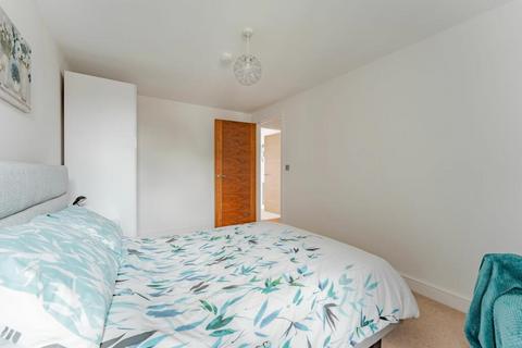 2 bedroom apartment for sale, Stretford Road, Urmston