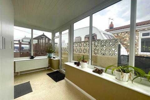 2 bedroom house for sale, Pasture Road, Hornsea