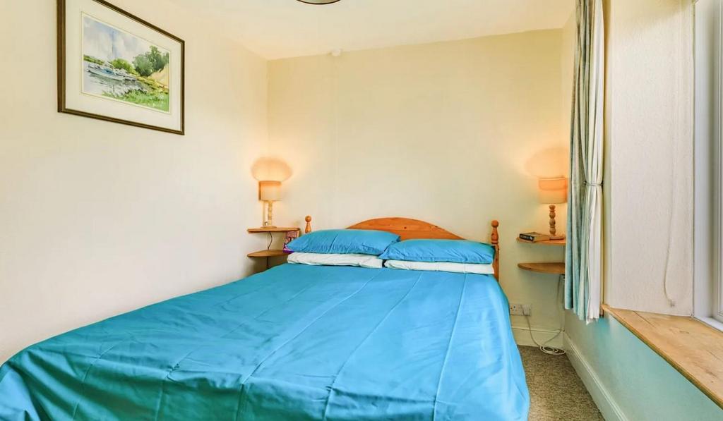 Whitestone bedroom.jpg