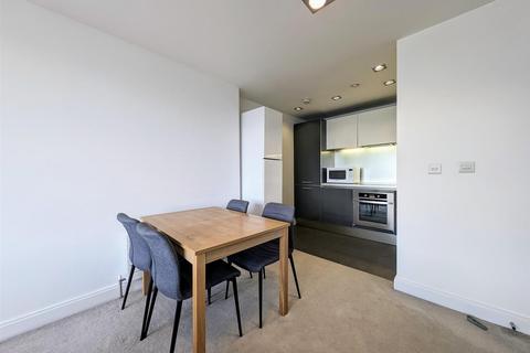 2 bedroom apartment to rent, One Park West, The Strand