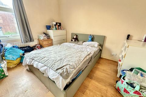 2 bedroom terraced house for sale, 195 Woodseats Road Woodseats Sheffield S8 0PL