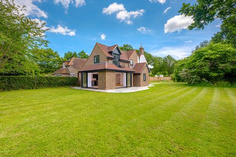 4 bedroom semi-detached house for sale, Broadford Bridge Road, West Chiltington, West Sussex