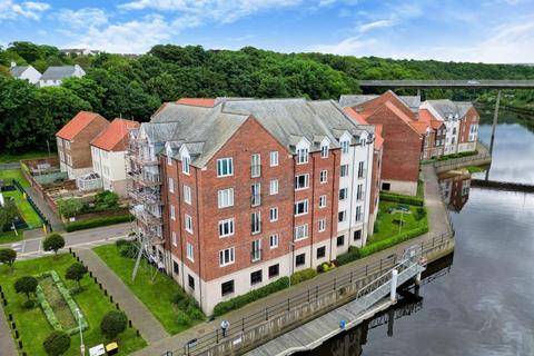 2 bedroom apartment for sale, 15 Holt Court, Whitehall Landing