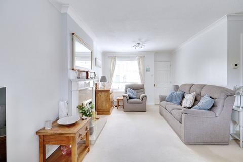 1 Rowan Way, South Ockendon, RM15 6TB