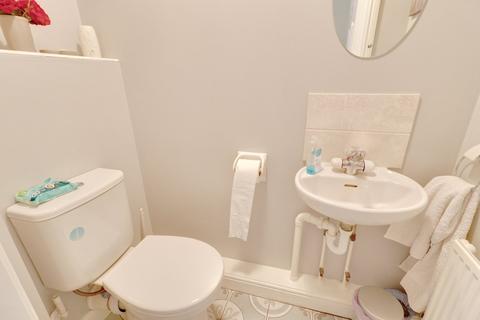 1 Rowan Way, South Ockendon, RM15 6TB