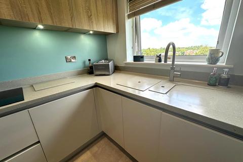 13 Field Close, Burton-on-trent, DE13 0NS