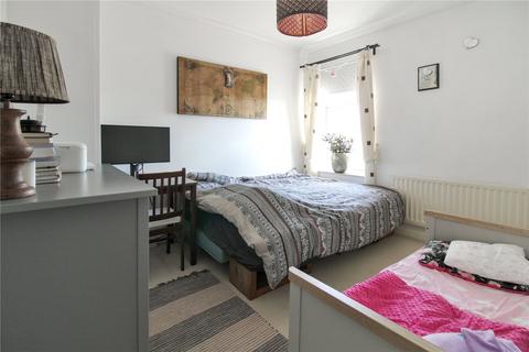 72 Argyle Street, Swindon, SN2 8AR