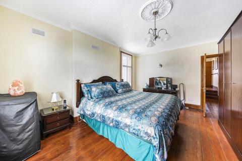 64 Muirkirk Road, London, SE6 1BH