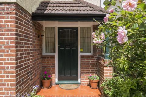 3 bedroom detached house for sale, West Byfleet, West Byfleet KT14