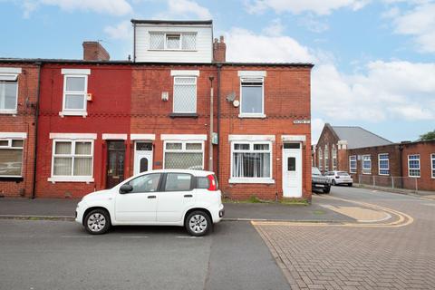 2 bedroom end of terrace house for sale, Bolton Street, Stockport SK5