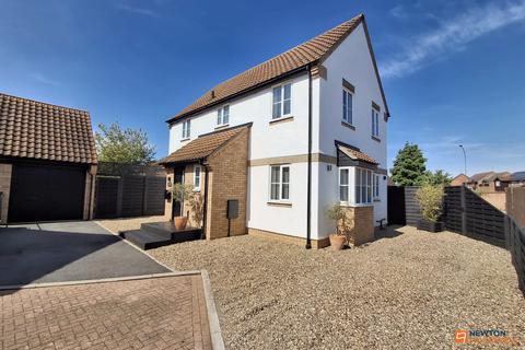 3 bedroom detached house for sale, Chatsfield, Werrington, Peterborough, PE4