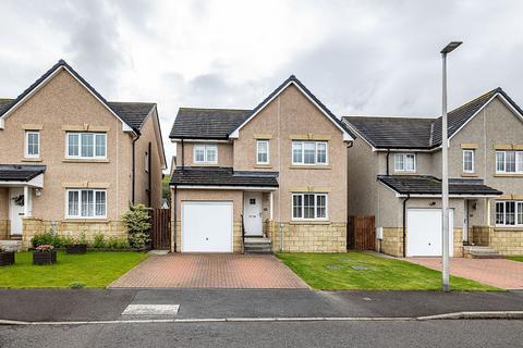 4 bedroom detached house for sale, 13 Lairburn Drive, Clovenfords TD1 3AJ