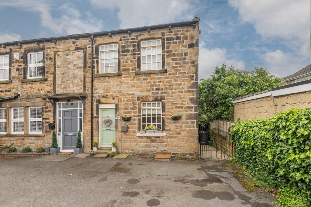 Upper Lane, Gomersal, Cleckheaton... 3 bed semidetached house for sale