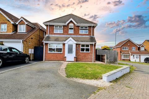 17 Felstead Close, Dosthill, Tamworth, B77 1QD