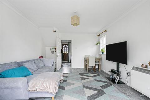 2 bedroom end of terrace house for sale, Old School Place, Woking, Surrey, GU22