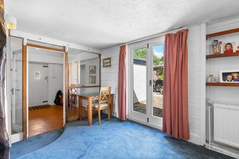 67 Church End, Cherry Hinton, Cambridge, CB1 3LF