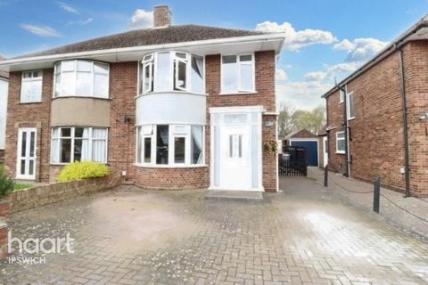 84 Dereham Avenue, Ipswich, IP3 0QG