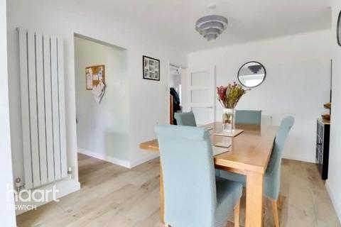84 Dereham Avenue, Ipswich, IP3 0QG