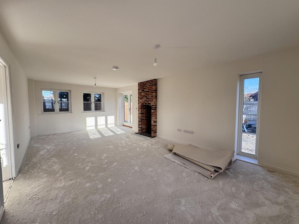 20251202 141411239 i OS