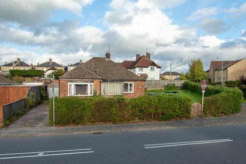 3 bedroom bungalow for sale, The Avenue, Newmarket, Suffolk, CB8