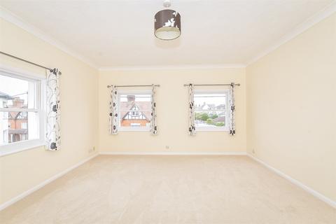 1 bedroom apartment for sale, Selborne Road, Littlehampton, West Sussex