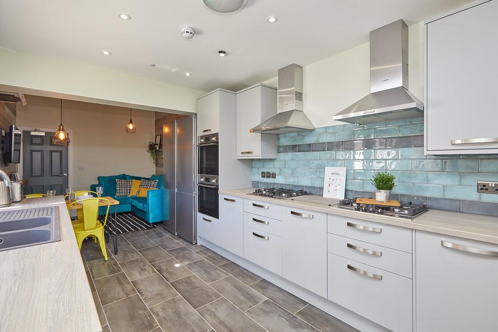 Living Area/Kitchen