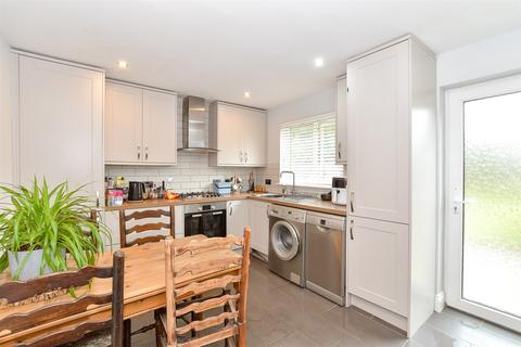 2 bedroom end of terrace house for sale, Whitelake Road, Tonbridge, Kent