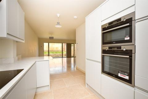 2a Beaufort Road, Reigate, RH2 9DJ