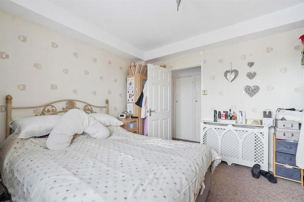 Bedroom additional