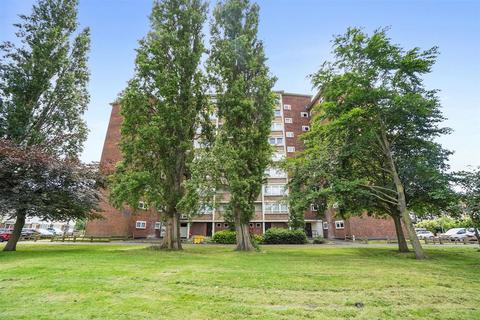 34, Triumph House Alderman Avenue, Barking, IG11 0LS