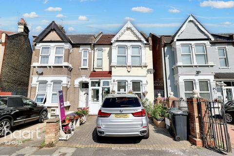 4 bedroom semi-detached house for sale, Wellesley Road, Ilford