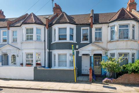 5 bedroom terraced house to rent, Ambleside Road, Willesden, London, NW10