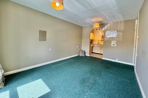 1 bedroom retirement property for sale, High Oaks Close, Locks Heath