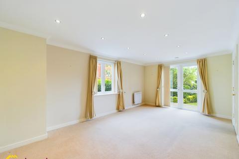 1 bedroom flat for sale, Merisham Court School Lane, Banbury OX16