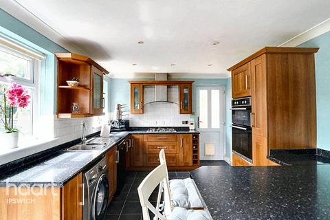 55 Dunlin Road, Ipswich, IP2 9QE