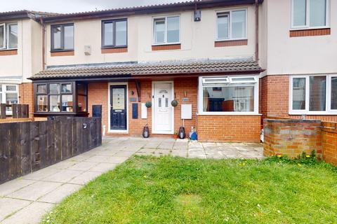 3 bedroom terraced house to rent, The Potteries, South Shields