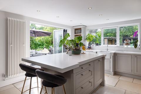 Kingfisher Cottage Camp Lane, Henley-in-arden, B95 5QG