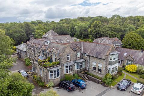 2 bedroom ground floor flat for sale, 16 Meathop Grange, Grange-Over-Sands